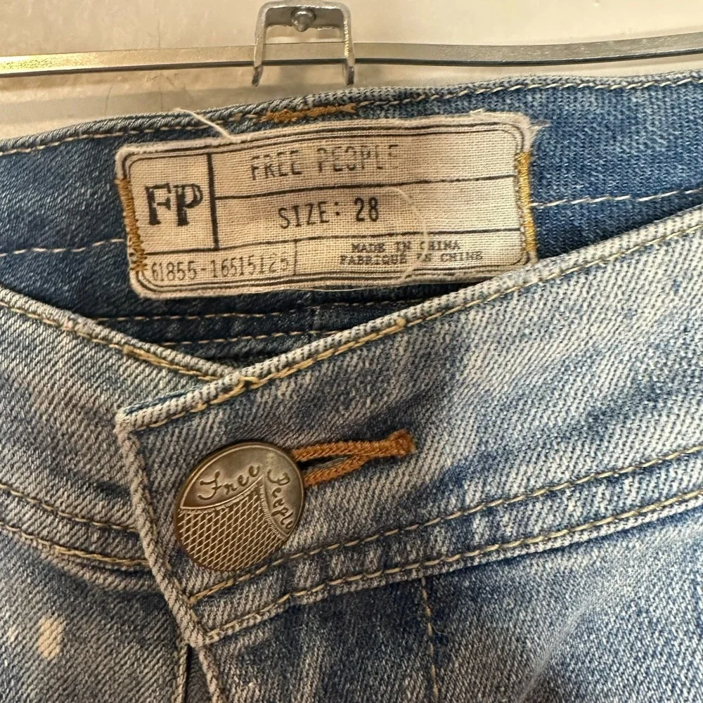 Free People Flare Jeans Size 28 Light Wash Paint Splatter Boho Distressed